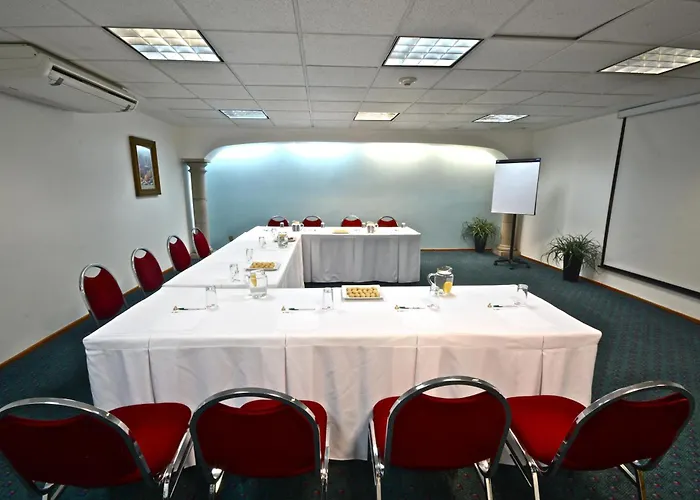 & Pf Hotel 4*
