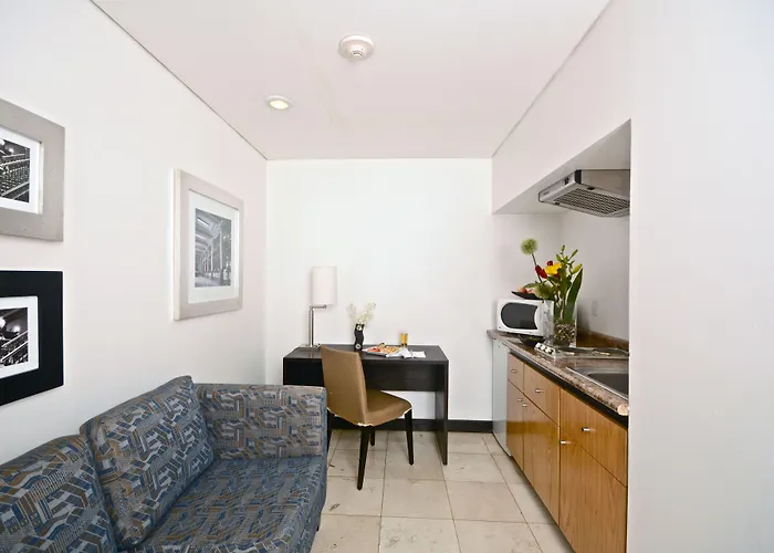 Hotel & Pf