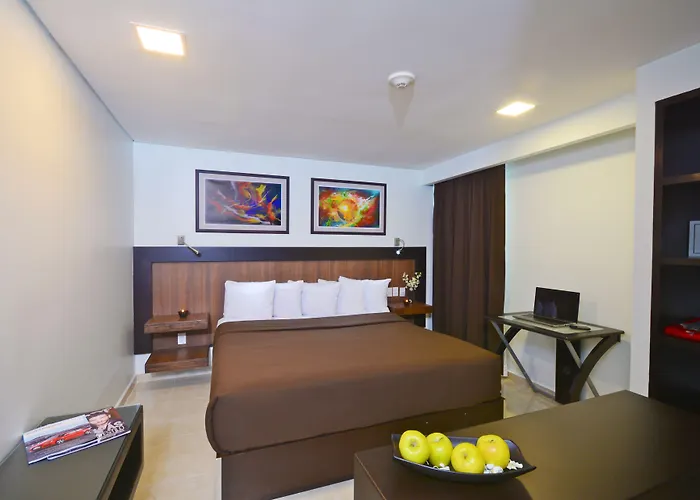 & Pf Hotel 4*