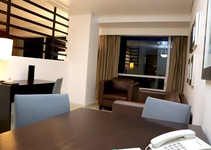 & Pf Hotel 4*