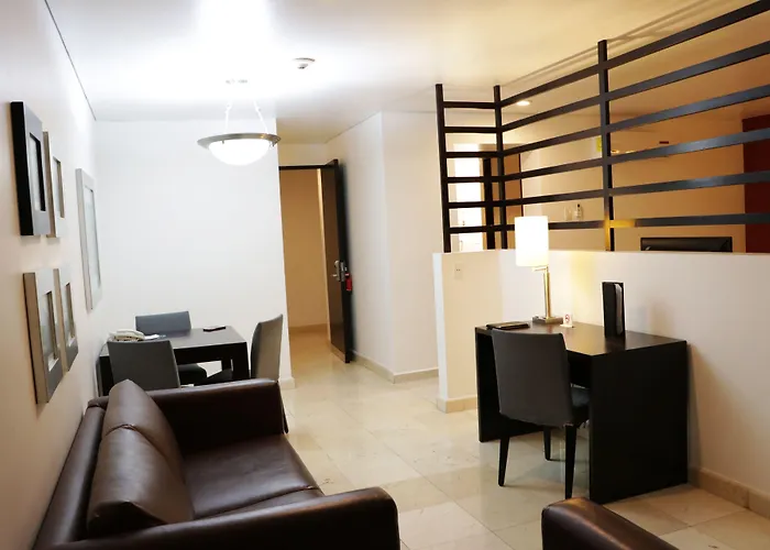 & Pf Hotel