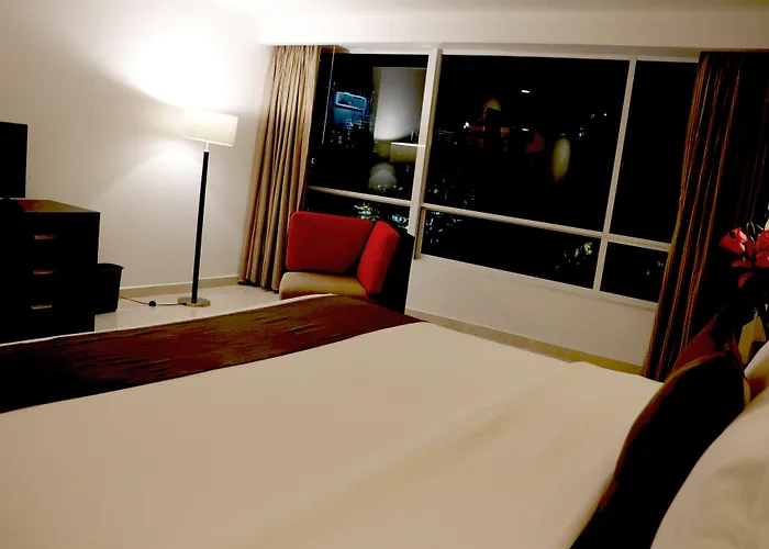 & Pf Hotel 4*