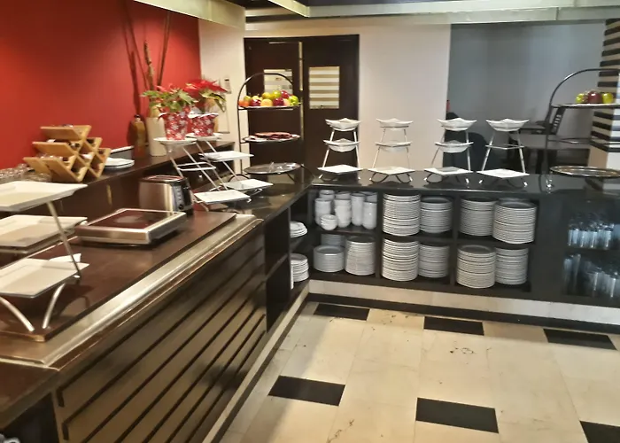Hotel & Pf 4*