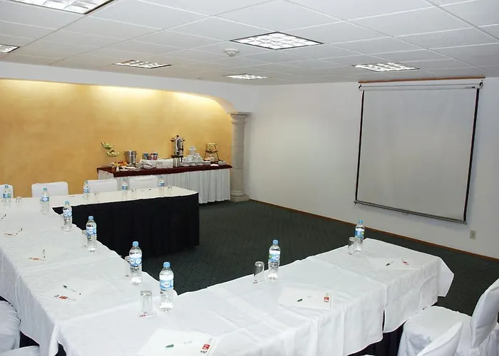 & Pf Hotel